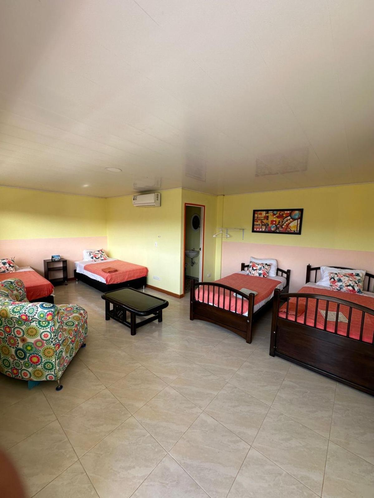 San Andrés Victoria'S Gennie Bay Village Hostal מראה חיצוני תמונה